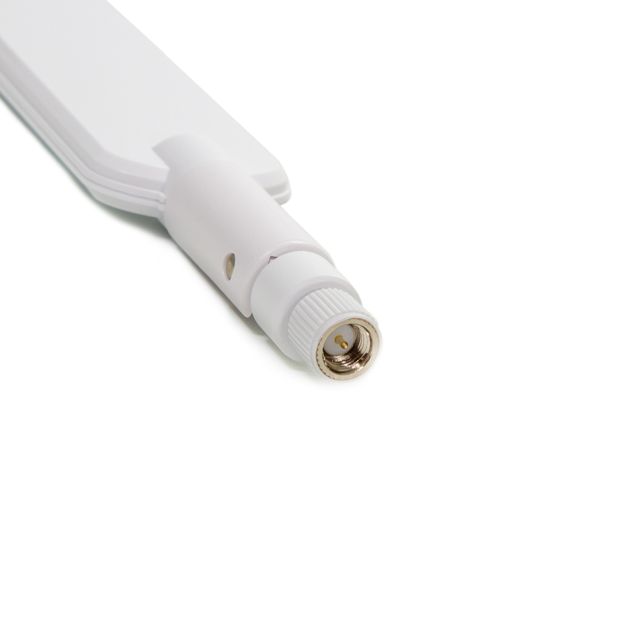 MikroTik LTE 5G y LoRa IoT antena